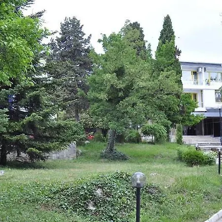 Готель Strandja